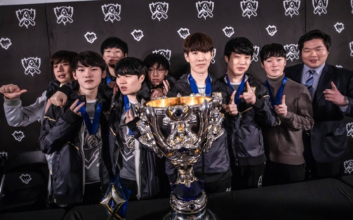 而托马斯 而托马斯