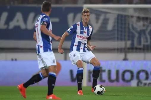 人可以背锅 人可以背锅